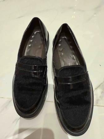 Продам женские лоферы