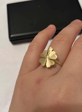 желтое золото 585 кольцо