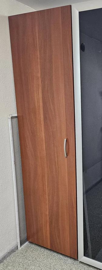 Шкаф офисный