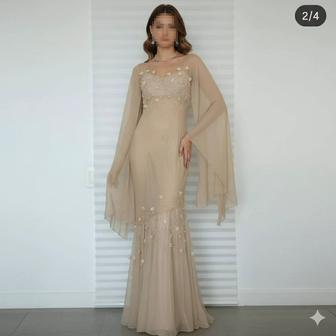 Новое вечернее платье.
Французский бренд REGINA.