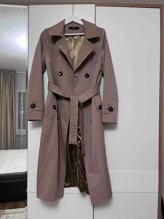 Женский плащ