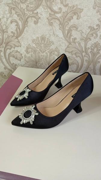 Продам туфли miss miller