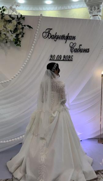 Продам свадебный платье