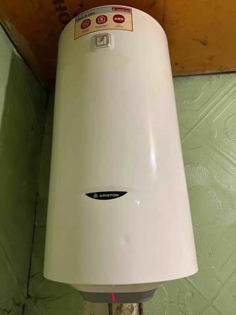 Продам водонагреватель Ariston pro v 100l.