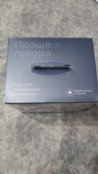 Алиса умная колонка яндекс мини с часами