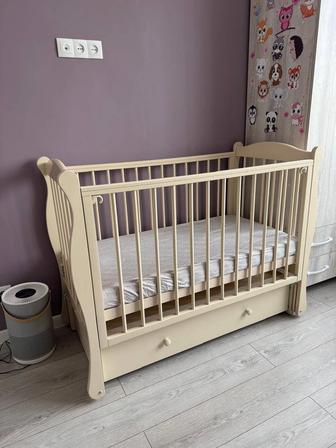 Продам манеж-кровать