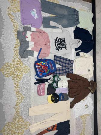 Отдам детские вещи кофта футболка штаны