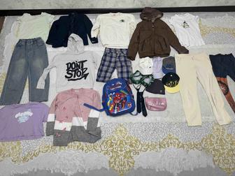 Отдам детские вещи кофта футболка штаны