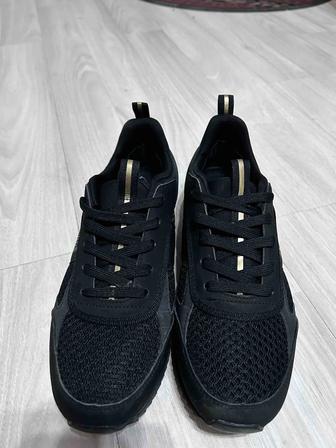 Мужской Кроссовка