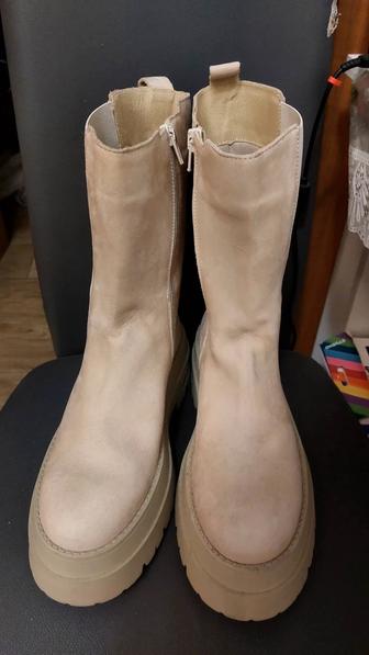 Новые полусапожки замша бежевые р 40