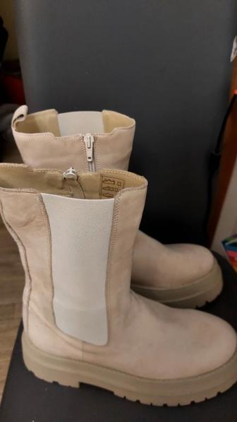 Новые полусапожки замша бежевые р 40