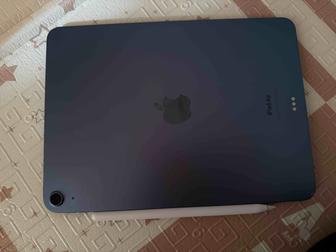 Продаю iPad в голубом цвете. Идеальное состояние
