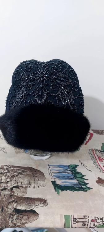 Продам женские шапки