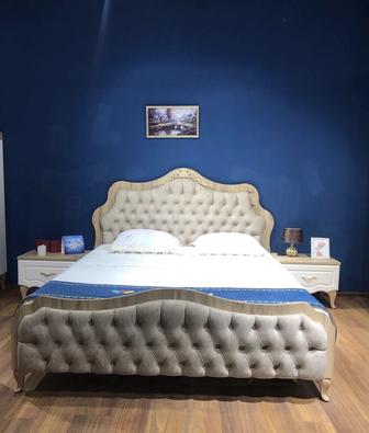 Продается спальный гарнитур