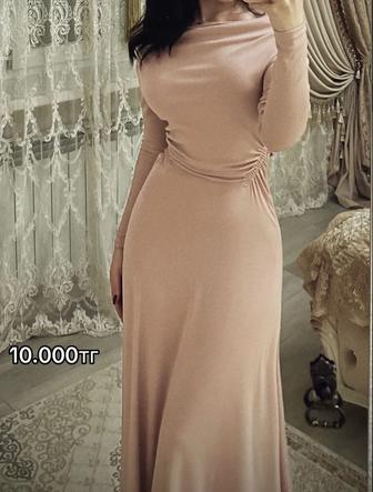 Шикарное платье почти новое одевали 1 раз