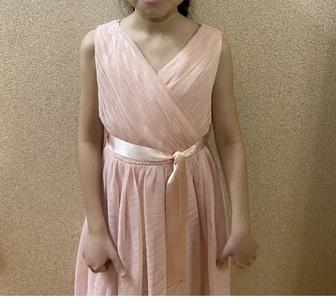 Продам классные детские вещи Куртка Пуховик Платье нарядное праздничное