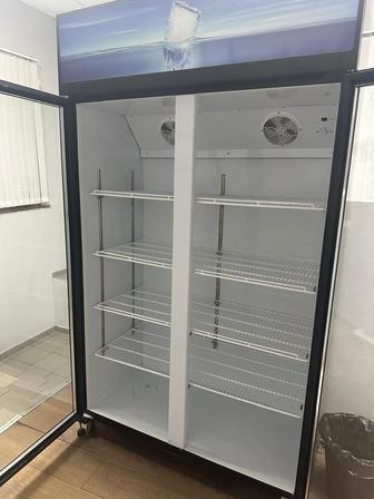 Продам холодильник для магазина