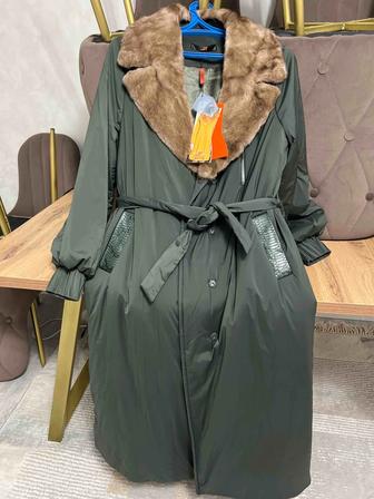 Продается куртка плащь