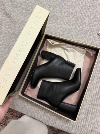 Продам женские ботинки Stella McCartney 37 р