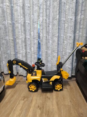 Детская машинка экскаватор