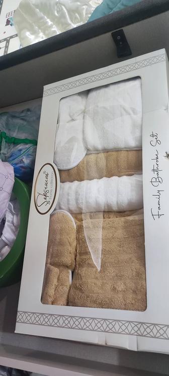 Ванный халат, полотенца