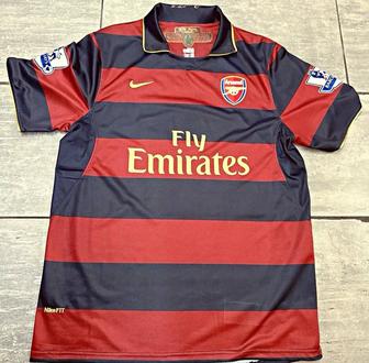 Продается футболка FC Arsenal Premier League Англия ОРИГИНАЛ !!