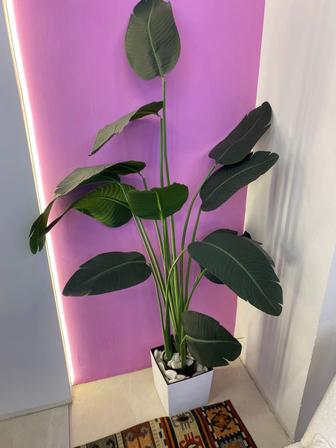 Продаю искусственный цветок