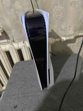 Продам PlayStation 5 в отличном состоянии