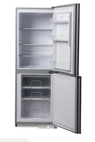 Продаю новый холодильник за пол цены