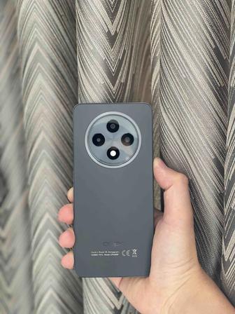 ОPPO Reno 12F новый телефон срочно телефон в идеальном состоянии