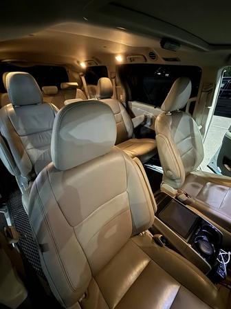 Аренда тойота Сиенна с водителем