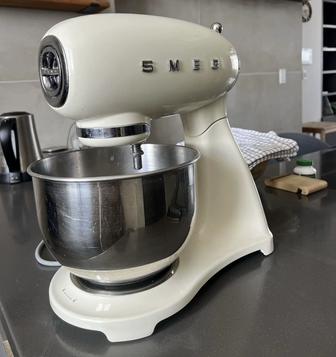Миксер Smeg