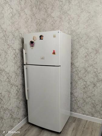 Холодильник сатылады
