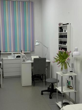 Сдается место для маникюра