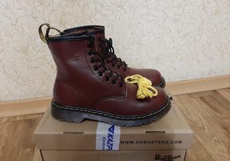 Новые демисезонные ботинки Dr. Martens