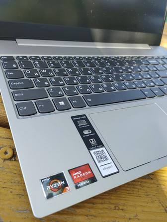 Мощный и стильный! Ryzen 3, 8GB,SSD и HDD, Full HD, с подсветкой клавиш.
