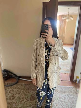 Пиджак, жилетка, лоферы Zara