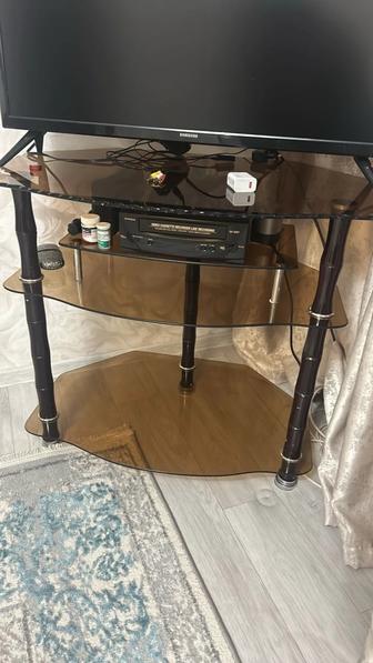 Подставка под телевизор