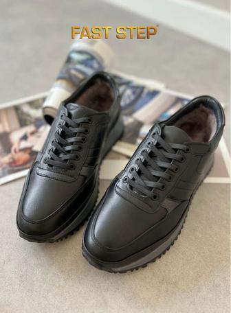 Кроссовки мужские