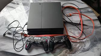 Продам PS4