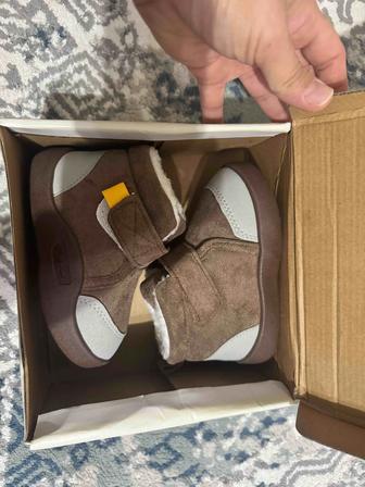 Продам пинетки