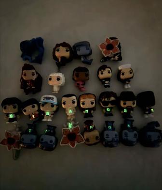 Очень странные дела kinder joy