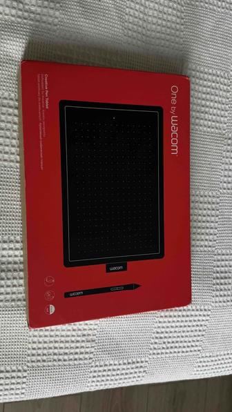 Продам графический планшет One by Wacom
