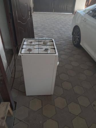 Газплита с доставкой,в хорошем рабочем состоянии.Подключена к Газу.