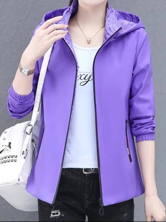 Продам женскую ветровку