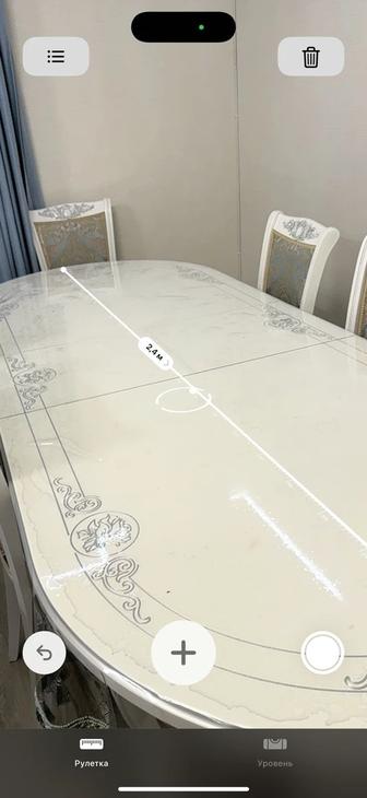 Продам стол со стульями в отличном состоянии вместе со скатертью!