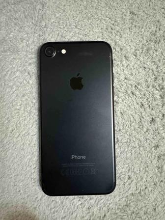 iPhone 7 с документами