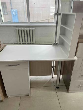 Продам не дорого шкафы , тумбы , столы ,кровати