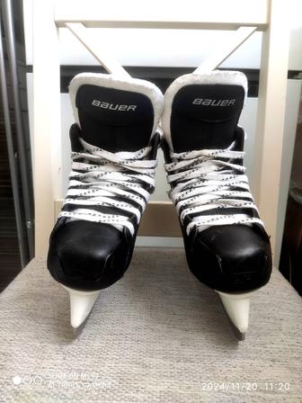 Продам коньки Bauer Supreme One.4 (размер EUR 35, стелька 21.8 см)