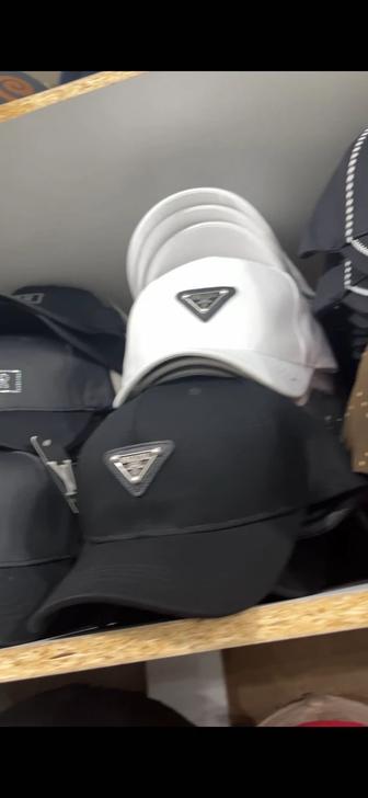 Кепки стильные